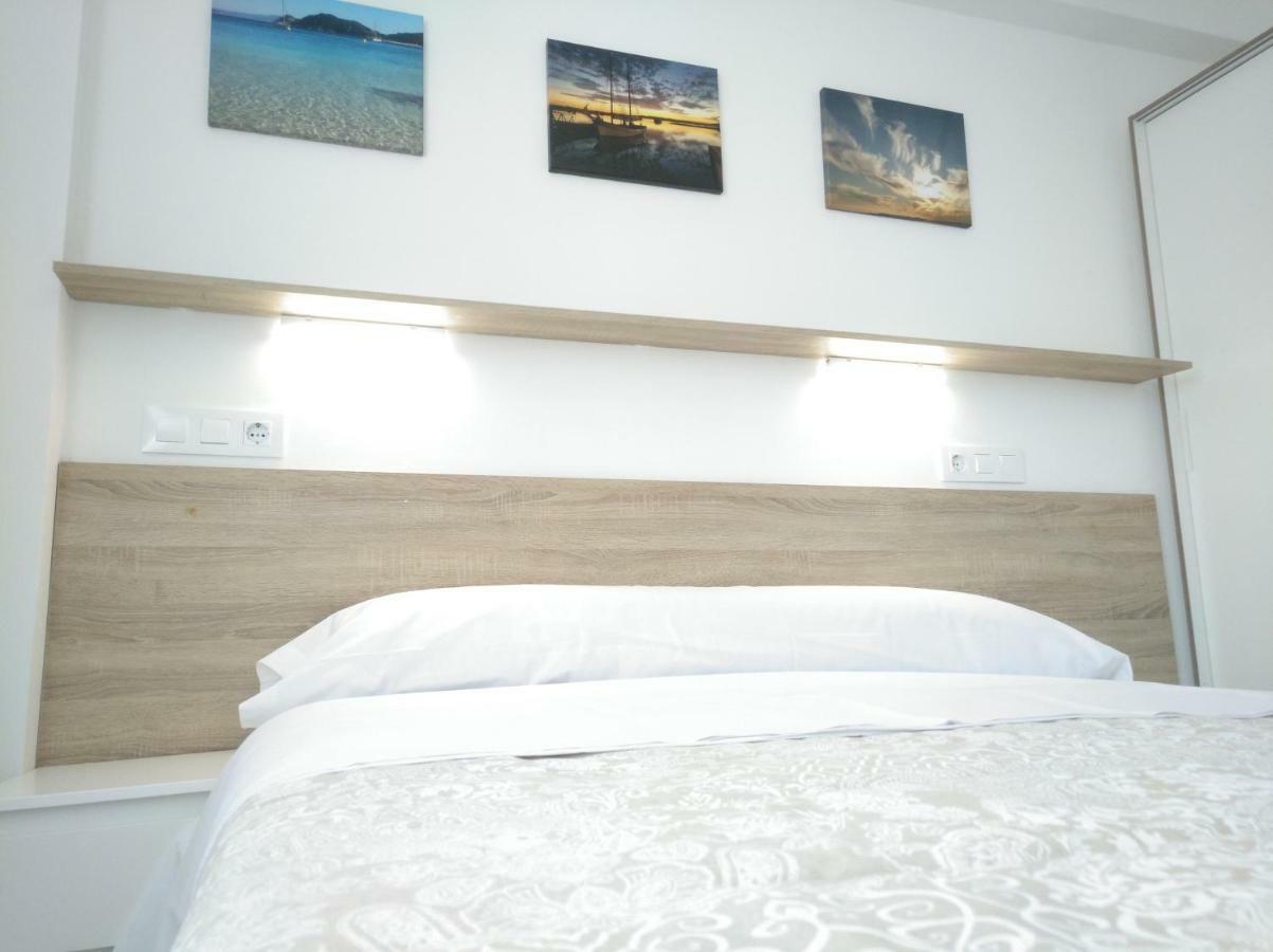Apartamentos Poniente Villanueva De Arosa Esterno foto